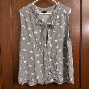 Cute Checkered Daisy Print Sleeveless Top
